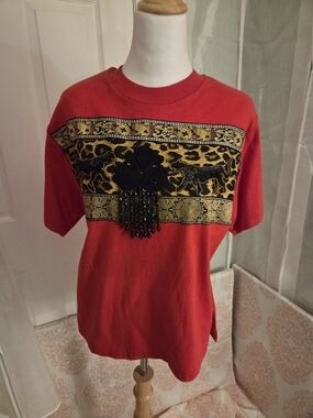 Red Short Sleeve Leopard Print Black Panther Embellished Sequin Panel Vtg Tee